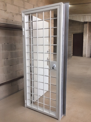 Дверь-решетка