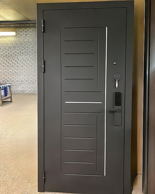 Модель с рисунком на металле